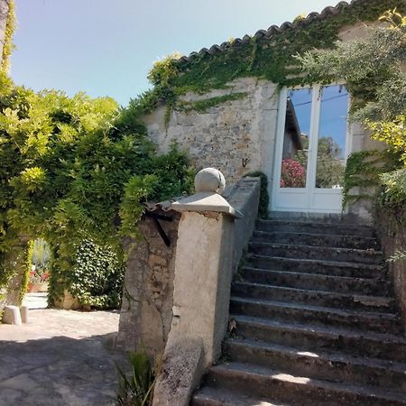 Le Domaine Du Soulier -Gite Et Chambres D'Hotes - La Maison Du Gardien Tornac Luaran gambar