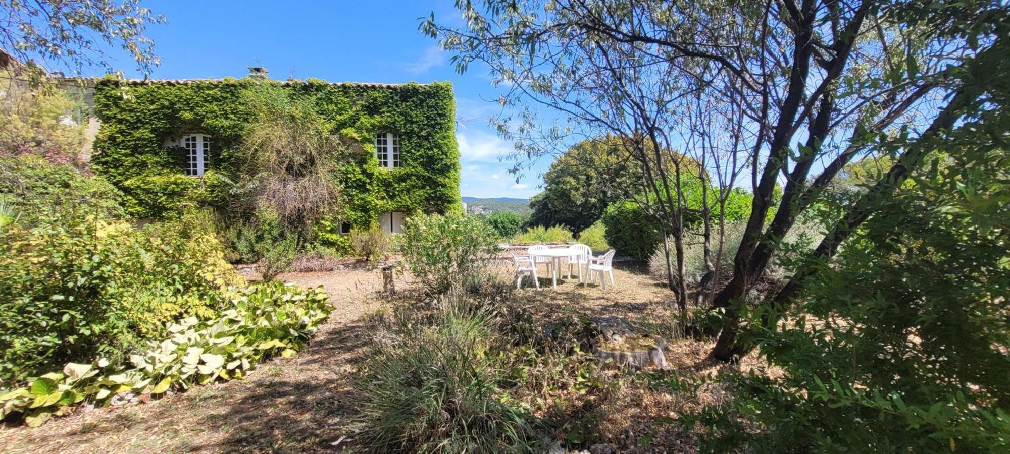 Le Domaine Du Soulier -Gite Et Chambres D'Hotes - La Maison Du Gardien Tornac Luaran gambar