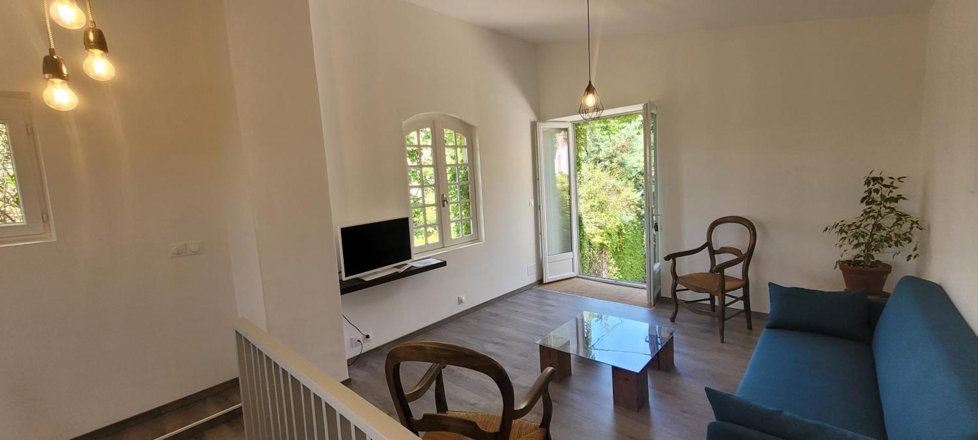 Le Domaine Du Soulier -Gite Et Chambres D'Hotes - La Maison Du Gardien Tornac Luaran gambar